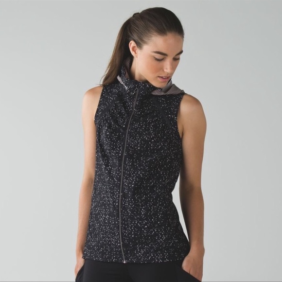 Lululemon go distance vest butterfly texture Sz-6 - Picture 3 of 8